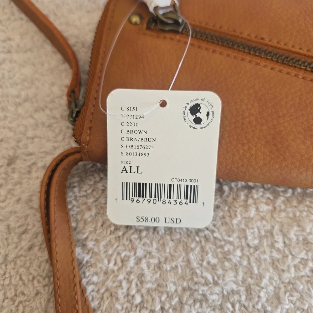 Free People Wallet Brown Vegan‎ Leather Wristlet Strap Zip Closer Clutch NWT